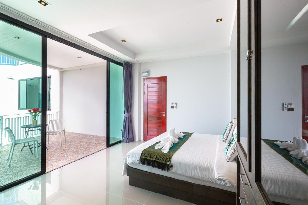 Rossarin Sea View Patong Hotel Exterior photo