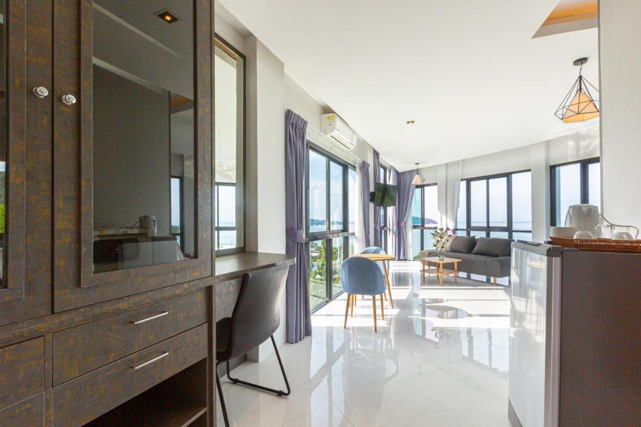Rossarin Sea View Patong Hotel Exterior photo